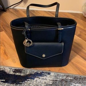 Like new MK purse/tote